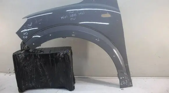Dacia Sandero III Fender mounting bracket 260925030R