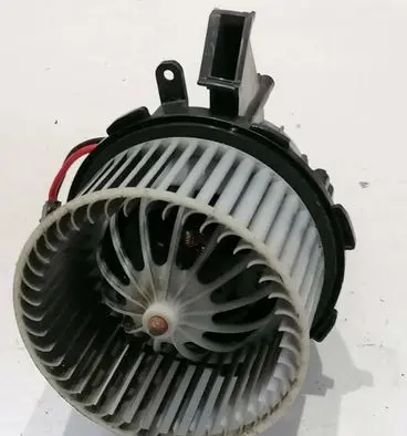 Audi A5 8T 8F Heater fan/blower U0851003