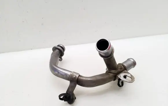 Mercedes-Benz Vito Viano W447 Engine coolant pipe/hose 130520