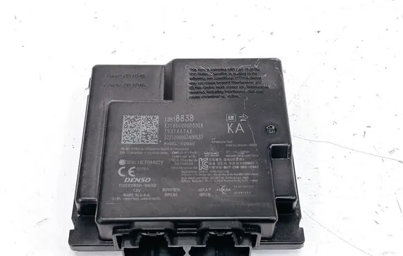 Buick Encore I Keyless (KESSY) go control unit/module 13518838