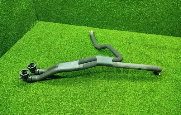 Renault Trafic III (X82) Engine coolant pipe/hose