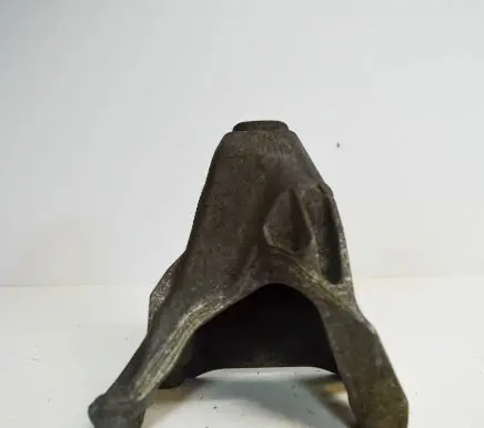 Audi A5 8T 8F Engine mounting bracket 8K0199307CB