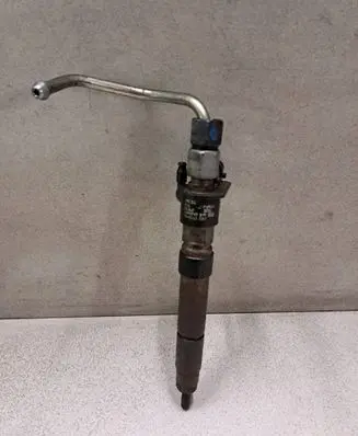Ford Mondeo MK IV Fuel injector 0445115087 9687454380