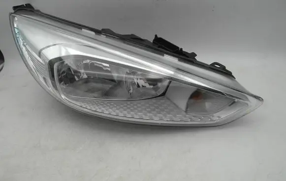 Ford Focus Headlight/headlamp F1EB13W029AEB