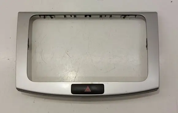 Volkswagen PASSAT CC Radio/GPS head unit trim 3AA858069D