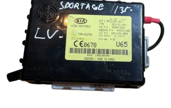 KIA Sportage Door central lock control unit/module 954003U651 97RA012398 1302230654