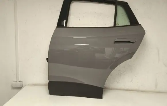 Volkswagen ID.4 Rear door 