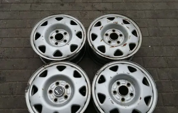 Honda CR-V R15 steel rim 