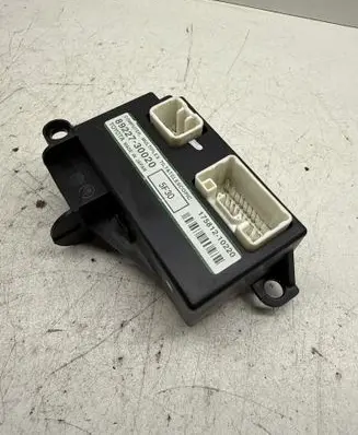 Lexus GS 300 350 430 450H Other control units/modules 8922730020 17581210220