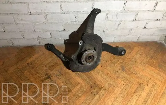 BMW 5 GT F07 Front wheel hub 608276
