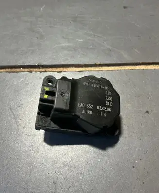 Peugeot 407 Air flap motor/actuator 4PUH19E616AC EAD552