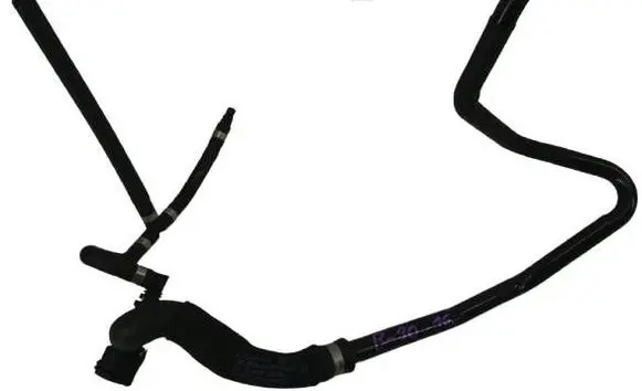 Mercedes-Benz C W204 Engine coolant pipe/hose A2125010024