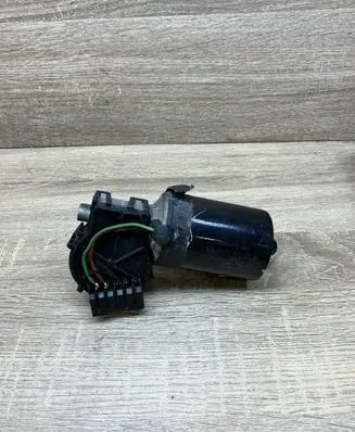 Volvo S40, V40 Wiper motor 0390241170 05580309301