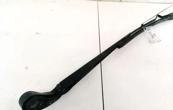 Chrysler Voyager Front wiper blade arm
