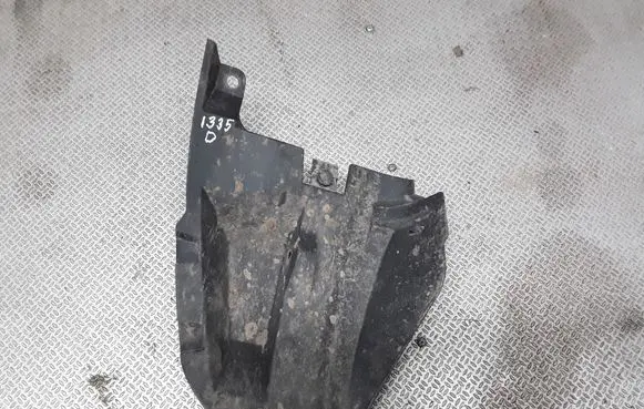 Toyota Auris 150 Rear mudguard 
