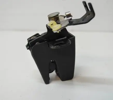Volkswagen Caddy Tailgate/trunk/boot lock/catch/latch 7H0827162A