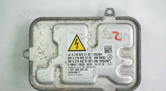 Mercedes-Benz CLS C218 X218 Xenon control unit/module A2188202126 A2188202226 A2184420103