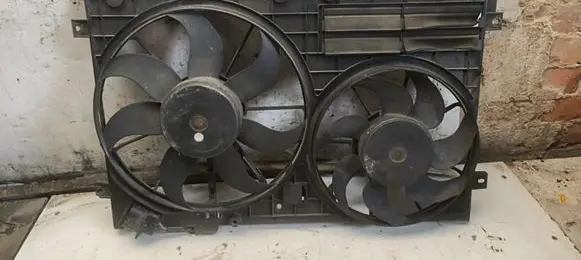 Seat Leon (1P) Electric radiator cooling fan 1K0121207A