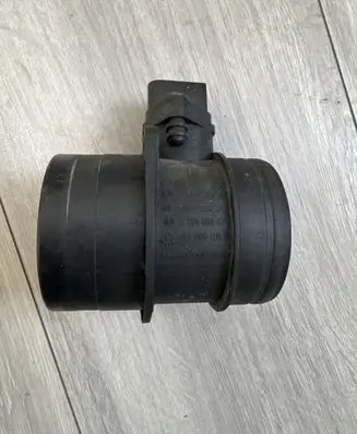 Audi A6 S6 C6 4F Mass air flow meter 074906461B