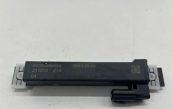 Renault Austral Keyless system antenna 285E66XJ0A