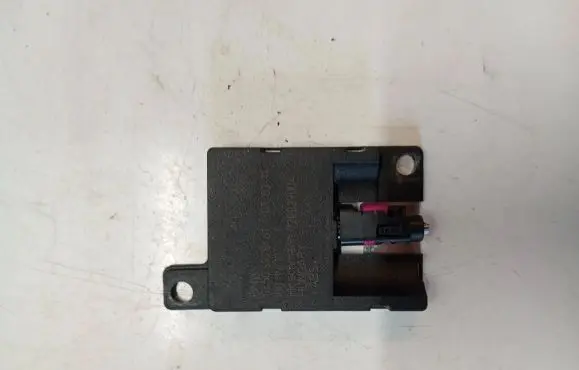 BMW X6 E71 Bluetooth antenna 6928461