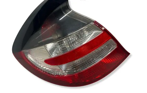 Mercedes-Benz C W203 Rear/tail lights 2038202564
