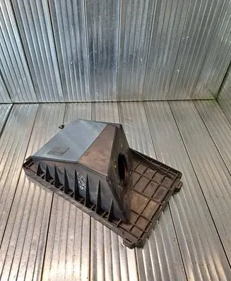 Nissan X-Trail T30 Air filter box cover 