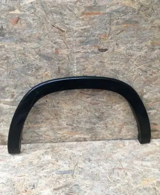 Dodge RAM Front arch trim 