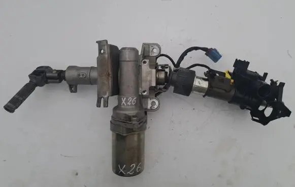 Renault Clio IV Steering wheel axle