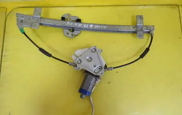 Honda Accord Sliding door window regulator with motor 0130821907