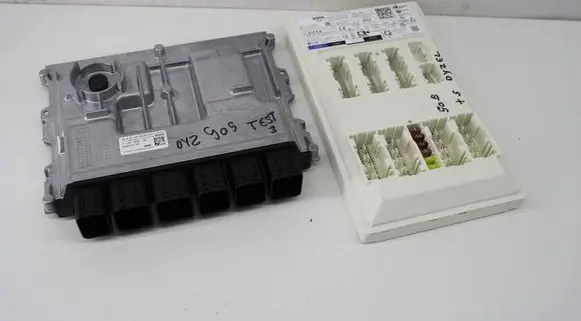BMW X5 G05 Engine control unit/module 7102358 61355B3CFC2