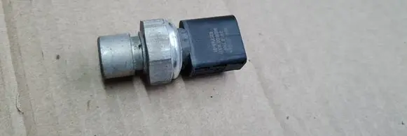 Air conditioning (A/C) pressure sensor