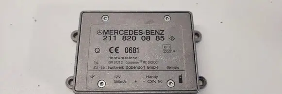 Mercedes-Benz SL AMG R230 Sound amplifier A2118200885