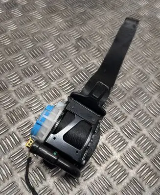 Mercedes-Benz A W176 Rear seatbelt 3063559 K1DK3422 37492399228