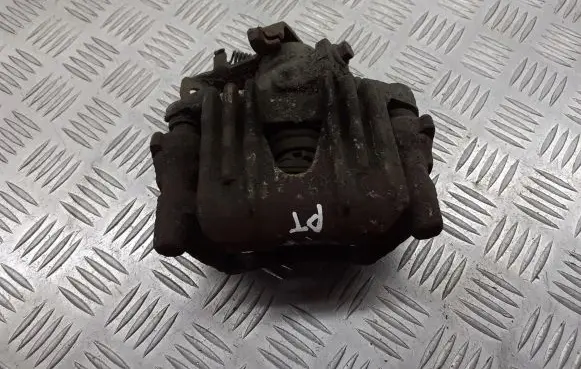 Opel Zafira A Rear brake caliper
