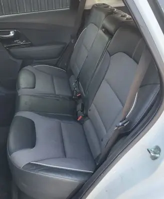 KIA Niro Second row seats 