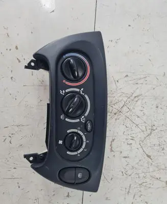 Renault Scenic I Climate control unit 655738N