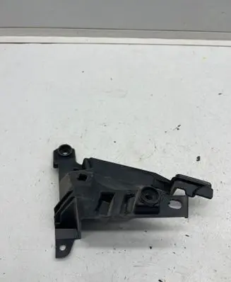 DS Automobiles 3 Crossback Front bumper mounting bracket 9821129280 2086173X