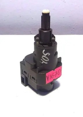 Volkswagen Golf IV Brake pedal sensor switch 6Q0945511