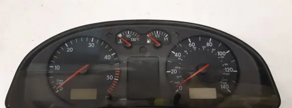 Volkswagen PASSAT B5 Speedometer (instrument cluster) 3B0919931