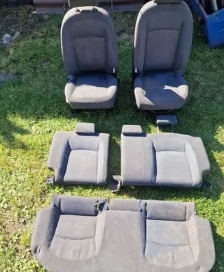 Seat set