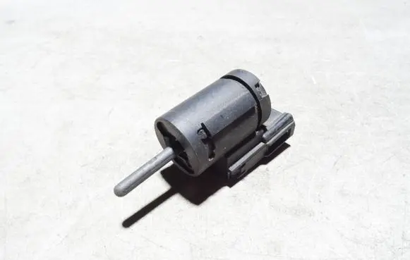 Volkswagen Phaeton Brake pedal sensor switch 3B0945511A