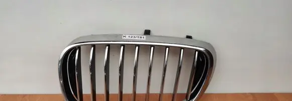 BMW 7 G11 G12 Front bumper upper radiator grill 51137357011