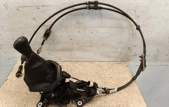 Ford Transit Courier Gear shifter/selector 0081605747