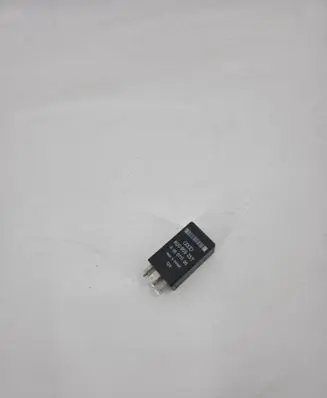 Audi A6 S6 C5 4B Other relay 8D0959257 05071100