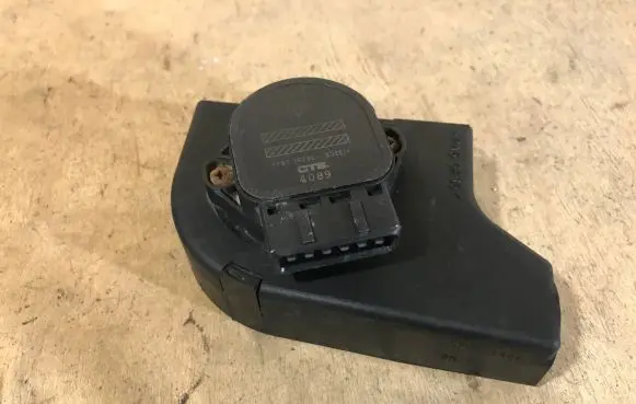 Renault Scenic I Accelerator pedal position sensor CTS4089 8200139461