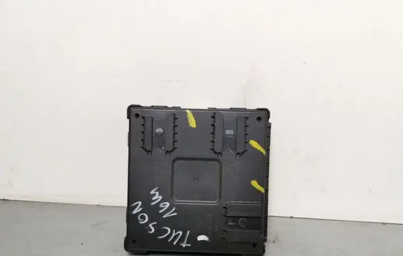 Hyundai Tucson TL BSM Control unit 116RA003004