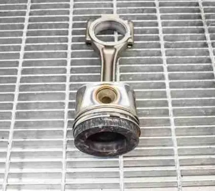 Audi A4 S4 B8 8K Piston 