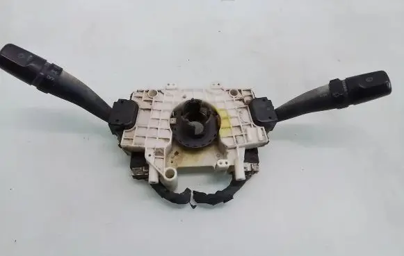 Hyundai Matrix Wiper turn signal indicator stalk/switch 93400