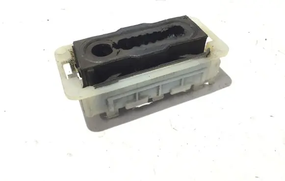Peugeot 308 Radiator mount bracket ESF1002500